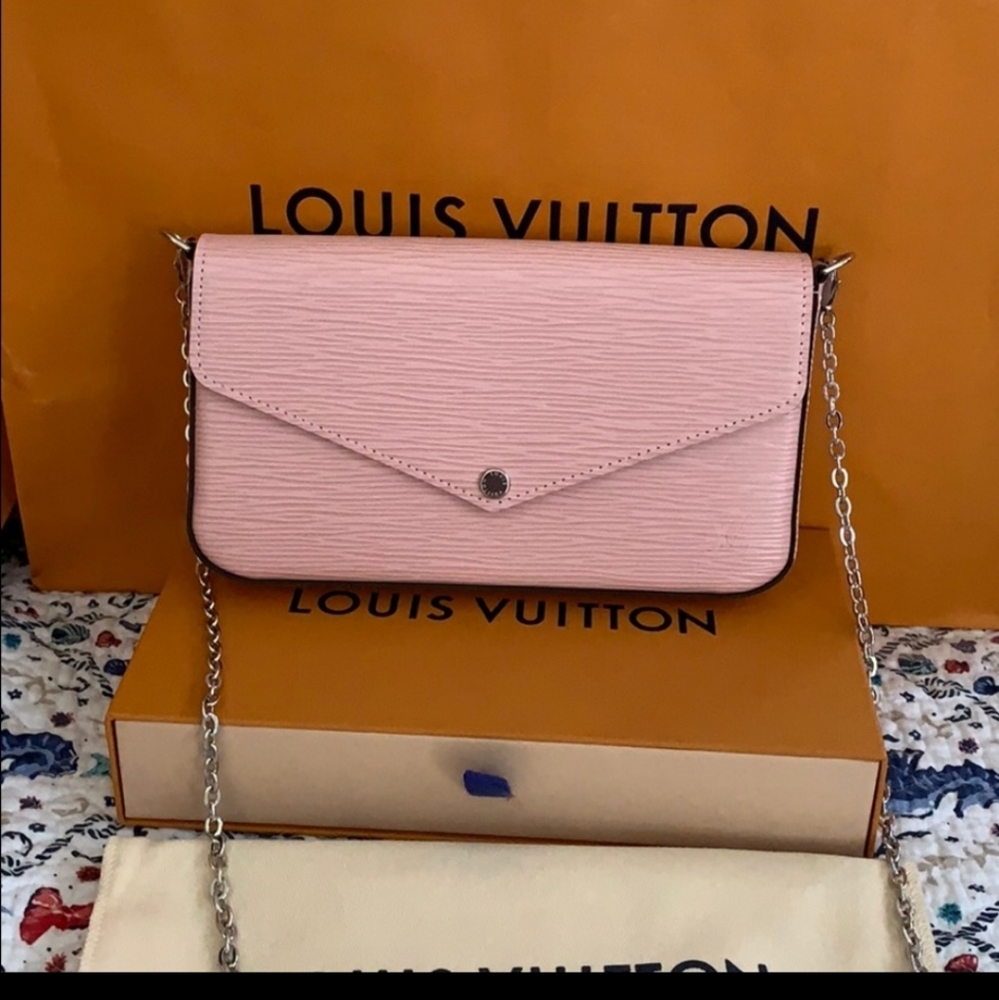 24 hour sale only LV PINK EPI FELICIE PRISTINE - Picture 1 of 5